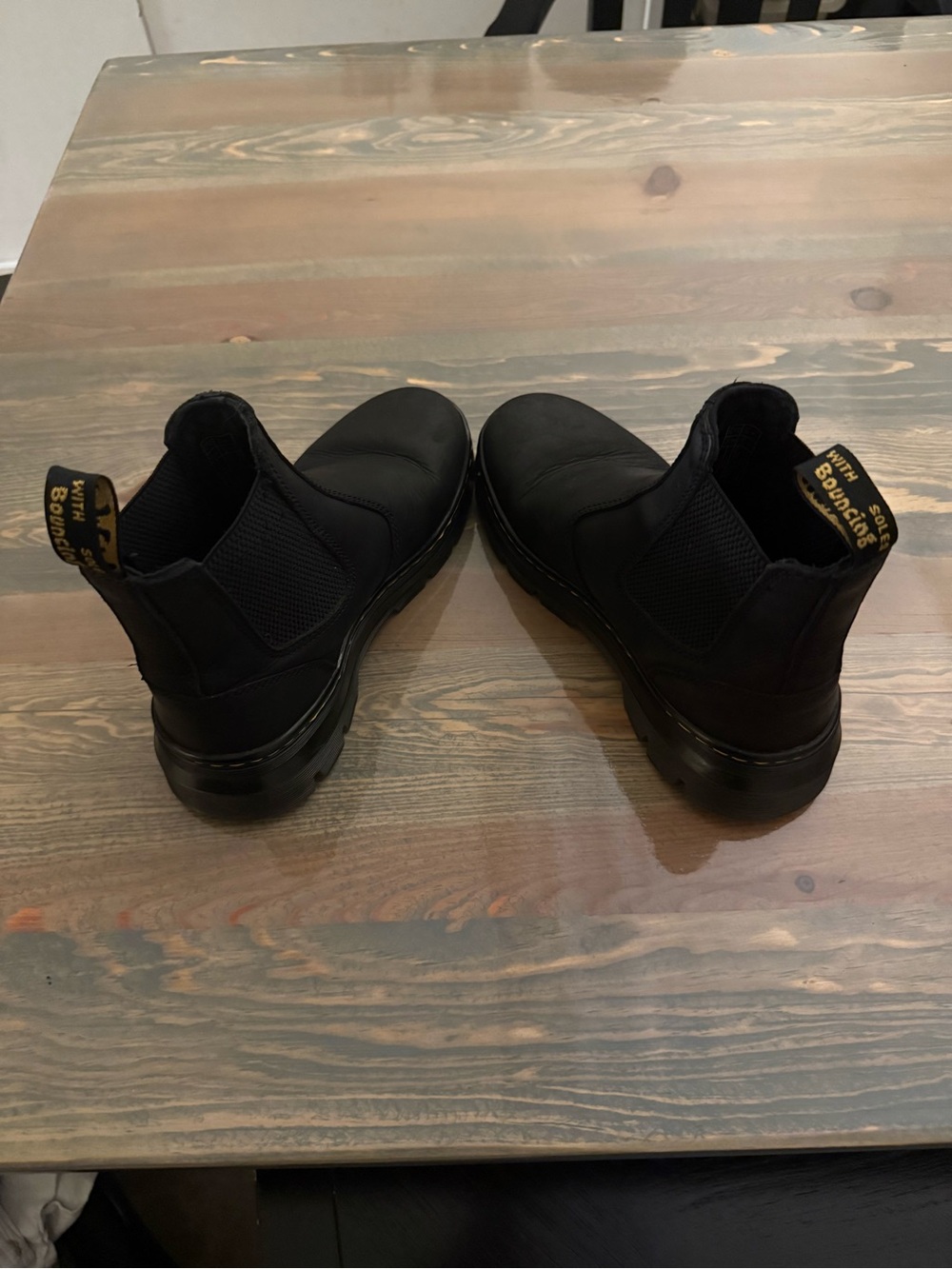 Dr. Martens Black leather Chelsea Slip-On Boots with Heel Tabs size 37 US 6 or 7 - Picture 11 of 11